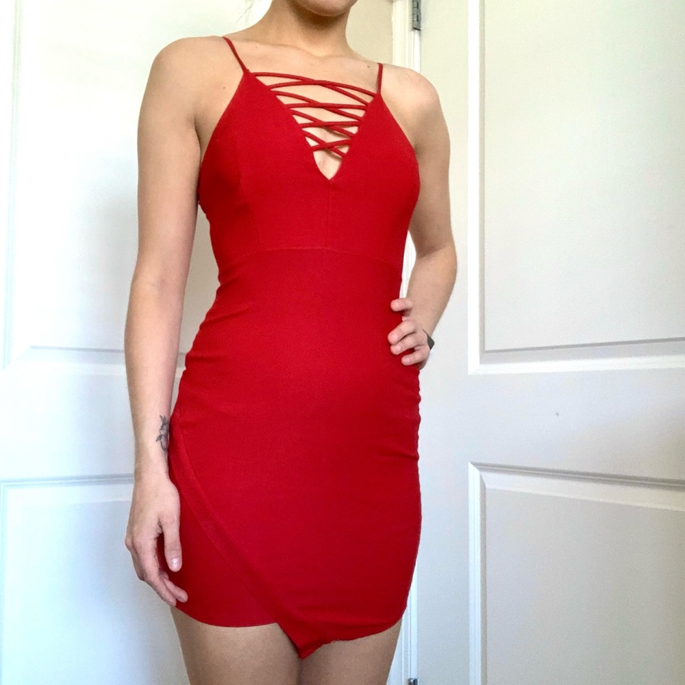 ✨ WORN ONCE! ✨Stunning Red Asymmetrical Dress ❤️